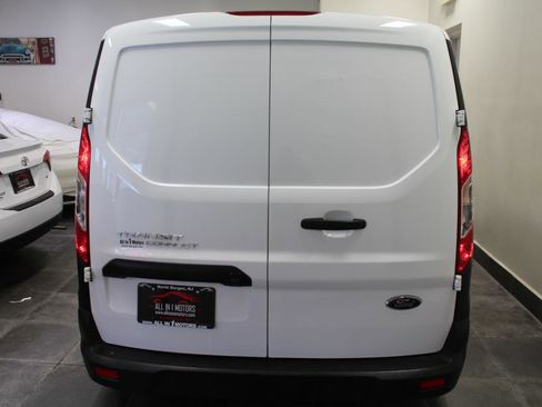 Used 2022 Ford Transit Connect XL image 5