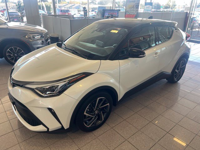 Used 2021 Toyota C-HR Limited FWD image 15