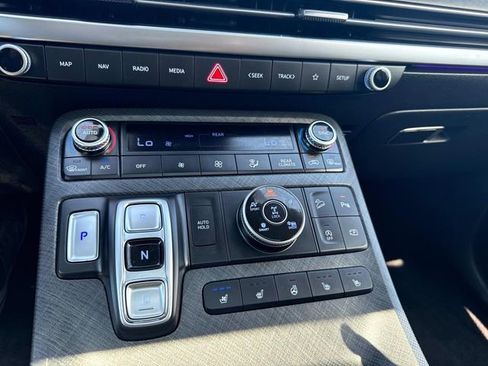 Used 2024 Hyundai Palisade Limited image 27