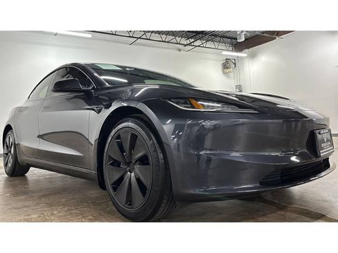 Used 2024 Tesla Model 3 Long Range RWD image 6