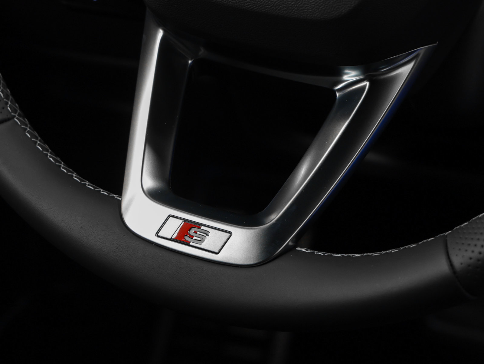 Used 2026 Audi SQ8 Premium Plus AWD/4WD image 42
