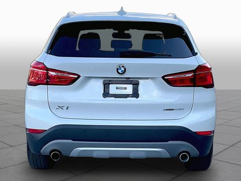 Used 2018 BMW X1 xDrive28i w/ Premium Package AWD/4WD image 4