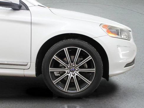 Used 2017 Volvo XC60 T6 Inscription w/ Advanced Package AWD/4WD image 14