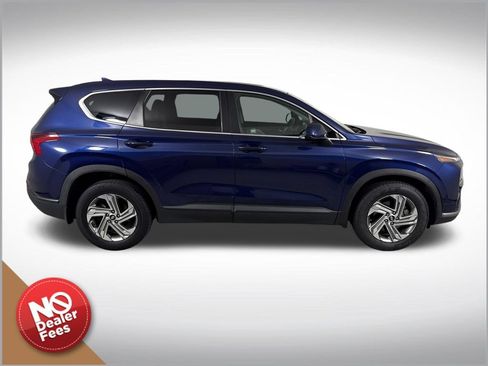 Used 2021 Hyundai Santa Fe SE FWD image 2