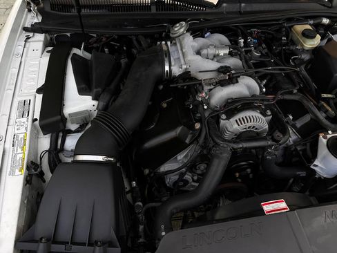 Used 1998 Lincoln Mark VIII RWD image 45