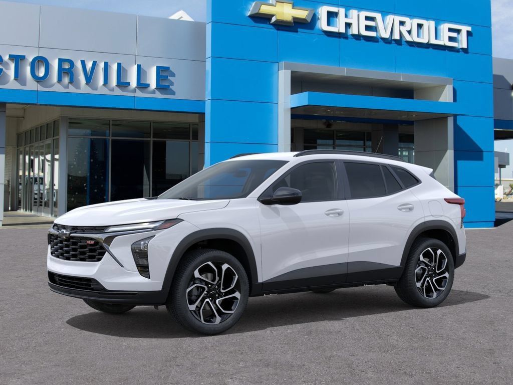 New 2026 Chevrolet Trax RS w/ Driver Confidence Package FWD image 2
