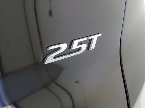 Used 2023 Hyundai Santa Fe Calligraphy w/ Cargo Package image 10