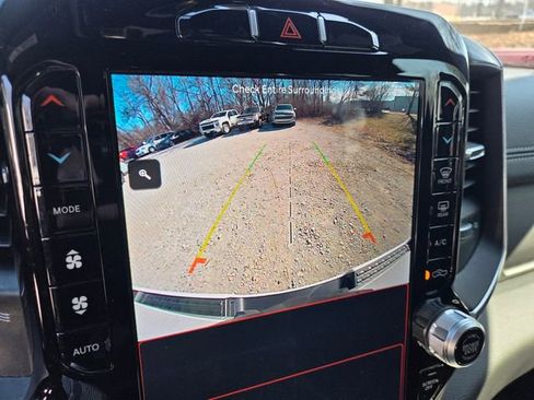 Used 2023 RAM 1500 Laramie image 12