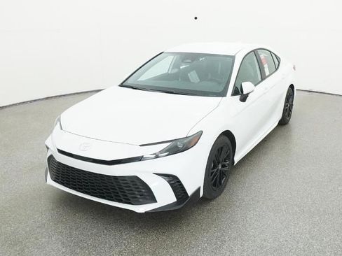 New 2026 Toyota Camry SE image 5