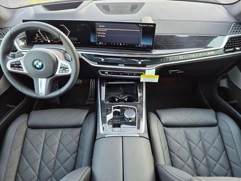 Used 2026 BMW X5 xDrive40i w/ M Sport Package AWD/4WD image 16