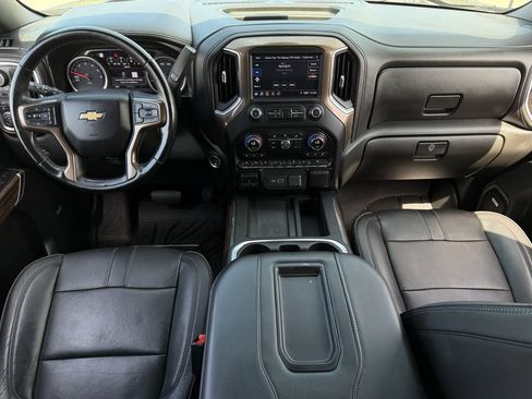 Used 2019 Chevrolet Silverado 1500 High Country w/ Technology Package AWD/4WD image 21