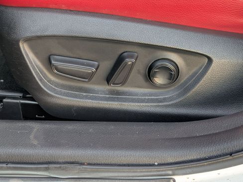 Used 2021 Toyota Camry XSE image 21