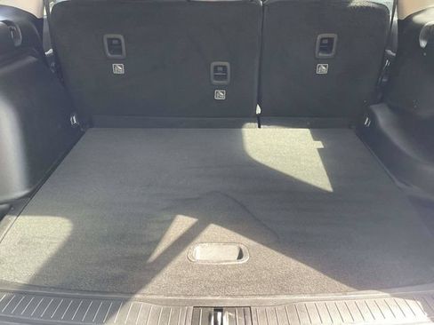Used 2023 Jeep Grand Cherokee Limited RWD image 12