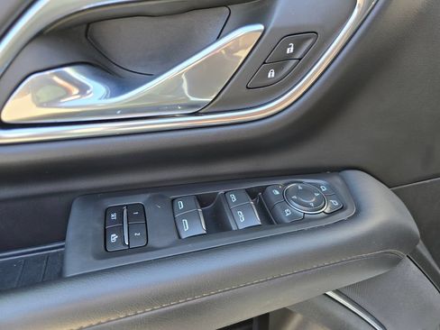 Used 2023 Chevrolet Tahoe High Country AWD/4WD image 29