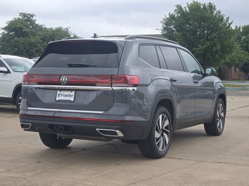 New 2026 Volkswagen Atlas SE FWD image 4