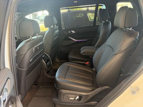 New 2026 BMW X7 M60i AWD/4WD image 15