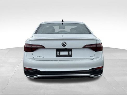 Used 2022 Volkswagen Jetta SE FWD image 24