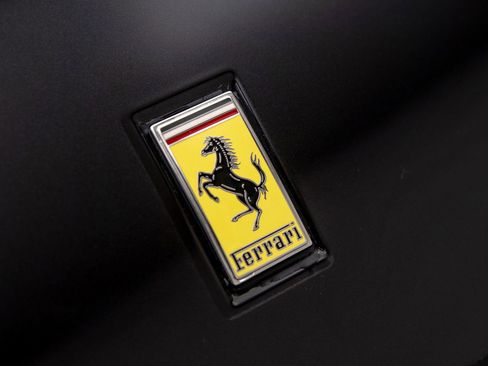 Used 2025 Ferrari 12Cilindri RWD image 30