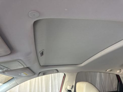 Used 2018 Honda Accord Touring image 27