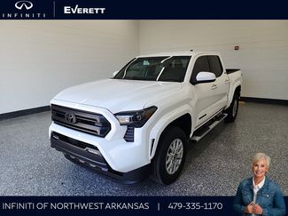 Used 2025 Toyota Tacoma SR5 image 1