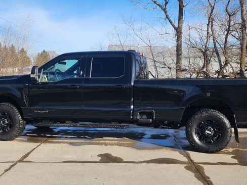 Used 2023 Ford F250 XLT w/ XLT Premium Package image 7