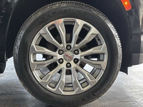 Used 2023 GMC Yukon XL Denali AWD/4WD image 26