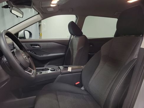 Used 2022 Nissan Rogue SV AWD/4WD image 15