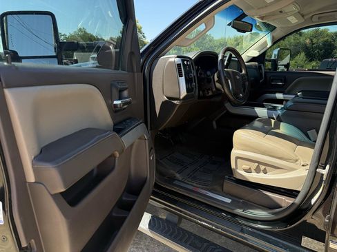 Used 2016 Chevrolet Silverado 2500 LTZ w/ Duramax Plus Package AWD/4WD image 34