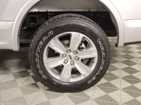 Used 2019 Ford F150 Platinum w/ Equipment Group 701A Luxury image 20