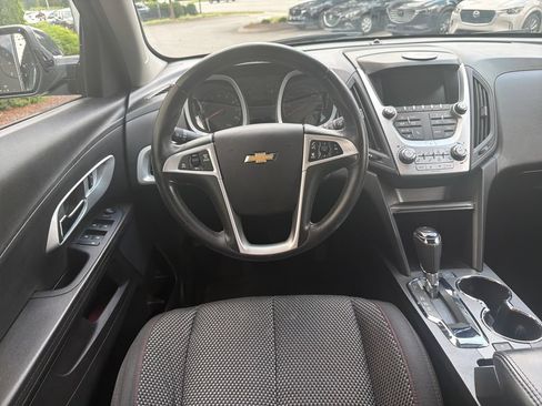 Used 2017 Chevrolet Equinox LT w/ Convenience Package FWD image 27