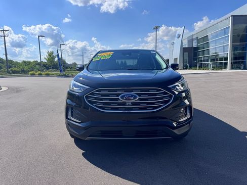Certified 2024 Ford Edge Titanium w/ Equipment Group 301A AWD/4WD image 3
