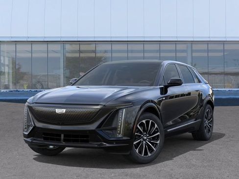 New 2026 Cadillac Lyriq Sport w/ LPO, Floor Liner Package AWD/4WD image 6