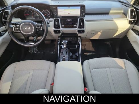 Used 2022 Kia Sorento SX image 2