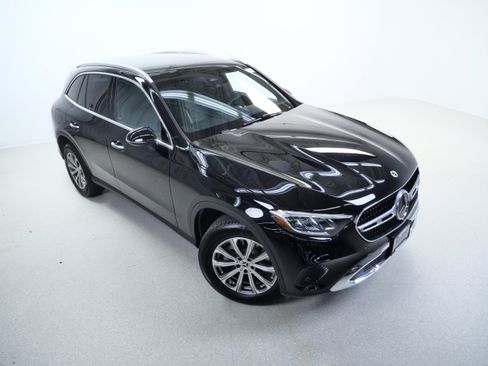 Certified 2026 Mercedes-Benz GLC 300 4MATIC image 4