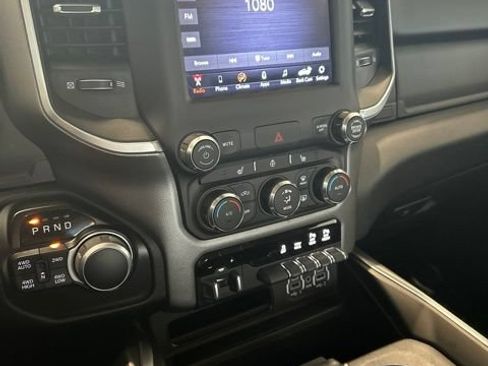 Used 2020 RAM 1500 Big Horn AWD/4WD image 12