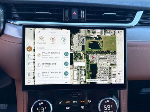 Used 2023 Jaguar F-PACE R-Dynamic S image 32