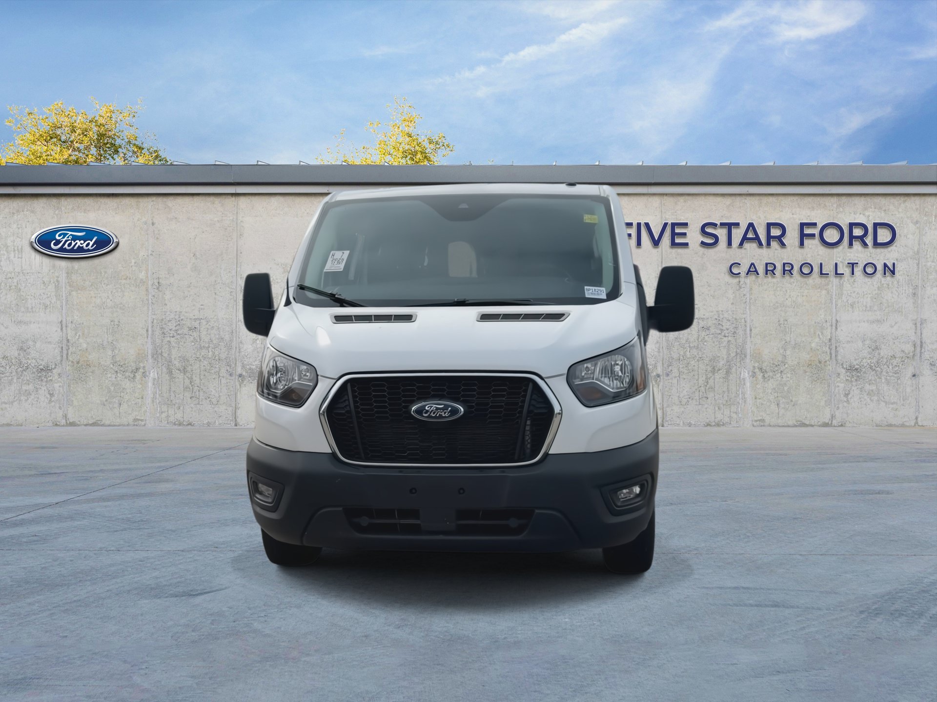 Used 2025 Ford Transit 250 Low Roof w/ Exterior Upgrade Package RWD image 3
