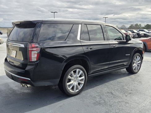 Used 2021 Chevrolet Tahoe High Country w/ Premium Package image 3
