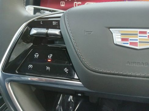 Used 2026 Cadillac Escalade Platinum Sport w/ LPO, ONYX Package image 22