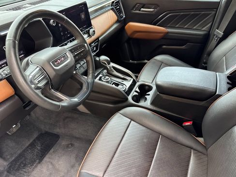 Certified 2023 GMC Canyon AT4 w/ AT4 Premium Package AWD/4WD image 10