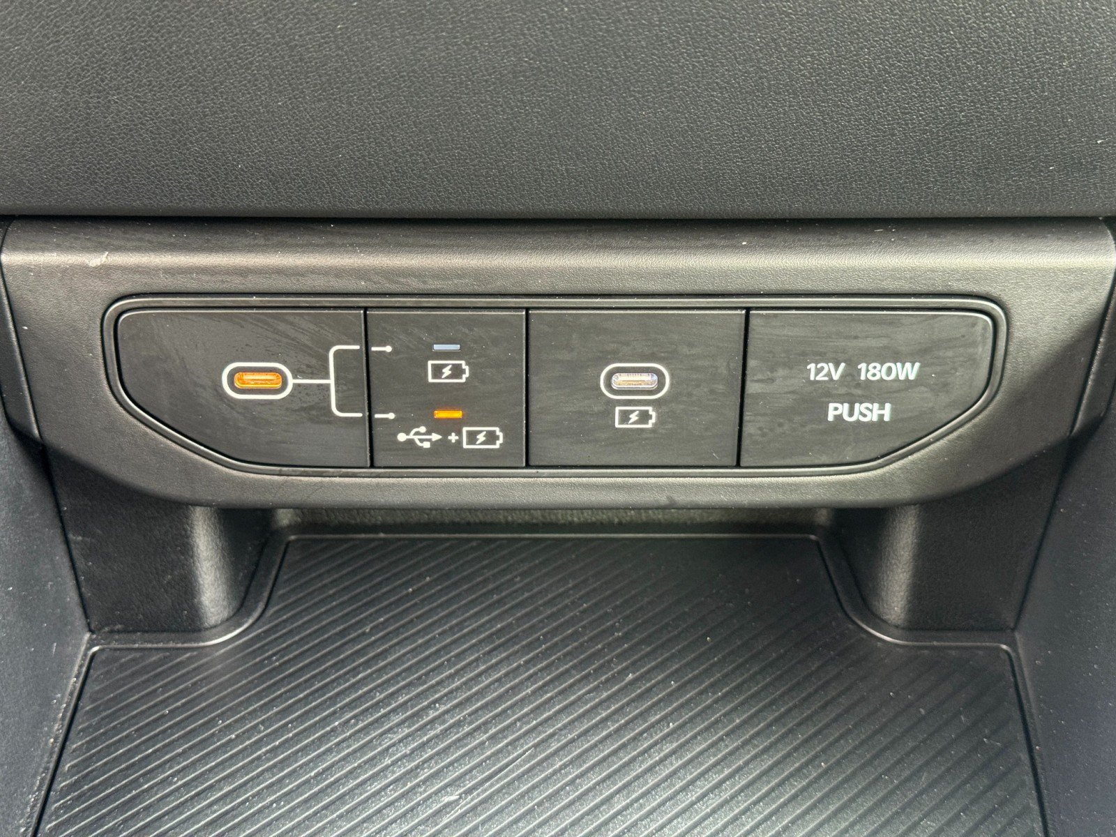 Used 2025 Kia K4 FWD image 25
