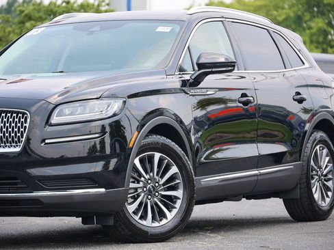 Certified 2023 Lincoln Nautilus FWD image 34