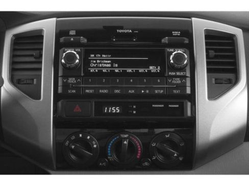 Used 2015 Toyota Tacoma 4x4 Double Cab w/ SR5 Package image 9