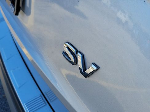 Used 2023 Nissan Rogue SV w/ SV Premium B Package image 6