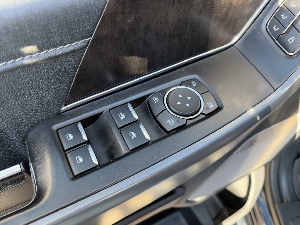 Used 2023 Ford F150 Lariat w/ Trailer Tow Package AWD/4WD image 17
