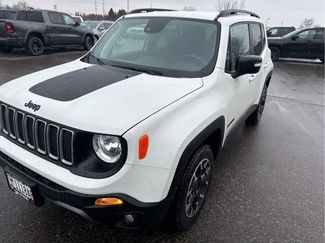 Used 2023 Jeep Renegade Latitude video 2