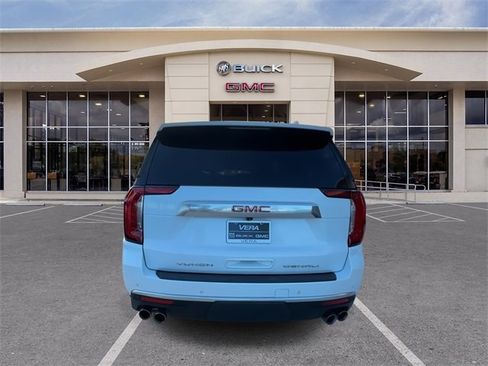 Used 2022 GMC Yukon Denali image 12