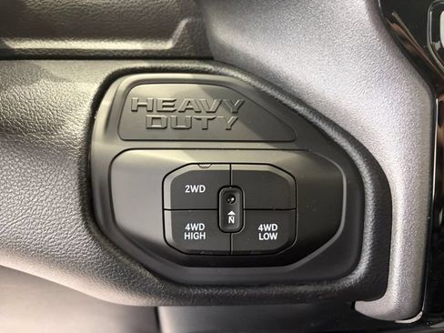 New 2026 RAM 2500 Tradesman AWD/4WD image 32