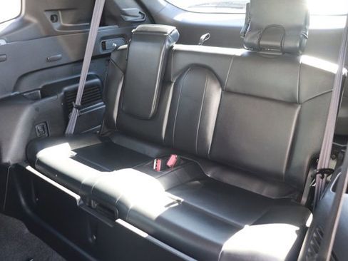 Used 2024 Mitsubishi Outlander 4WD Plug-In Hybrid image 14