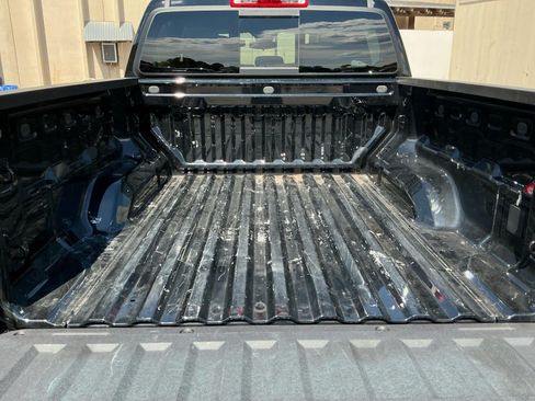 Used 2024 Chevrolet Colorado Trail Boss w/ Advanced Trailering Package AWD/4WD image 17